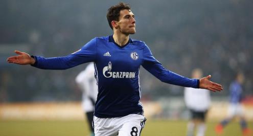 ليفربول يضع عينه على موهبة شالكه بعد الصفقة التاريخية